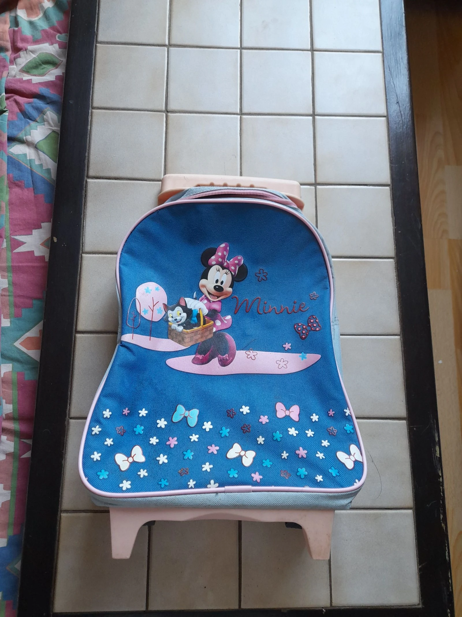 Cartable minnie mouse à roulettes 